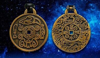 Imperial Amulet alang sa Maayong Suwerte ug Kauswagan
